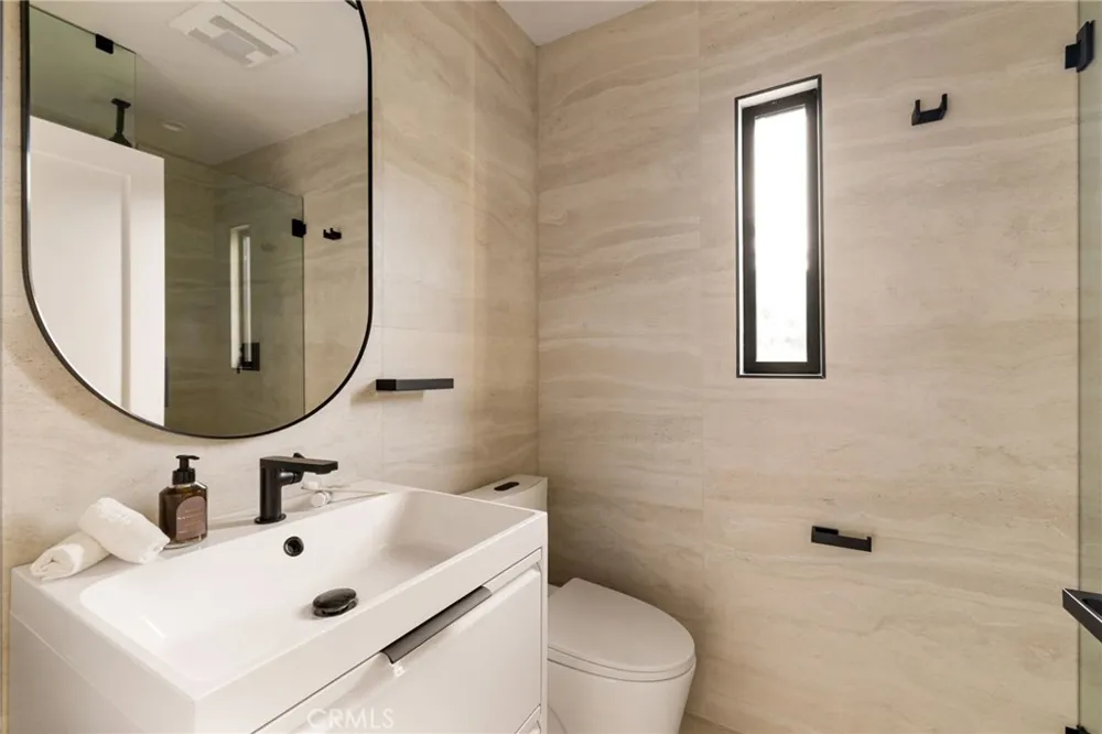 11111 Tujunga Canyon Tujunga, CA 91042