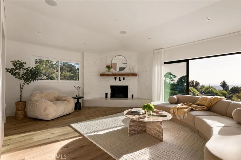 11111 Tujunga Canyon Tujunga, CA 91042
