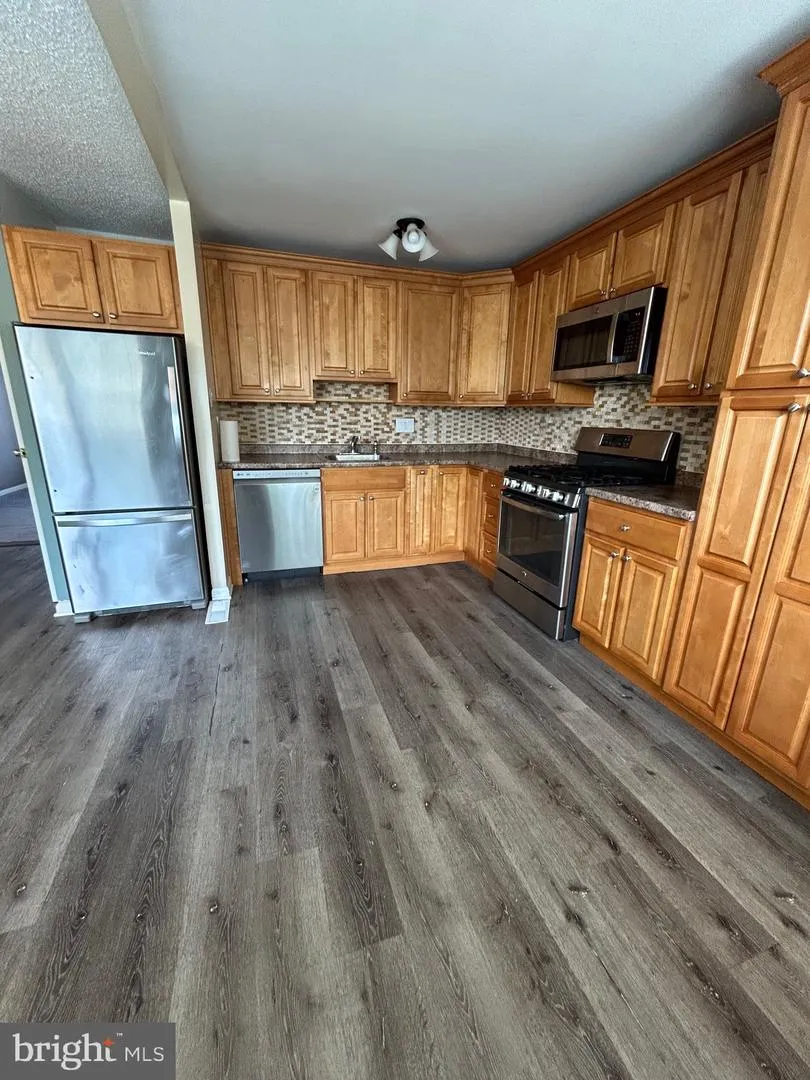 3336 GURLEY ROAD Philadelphia, PA 19154
