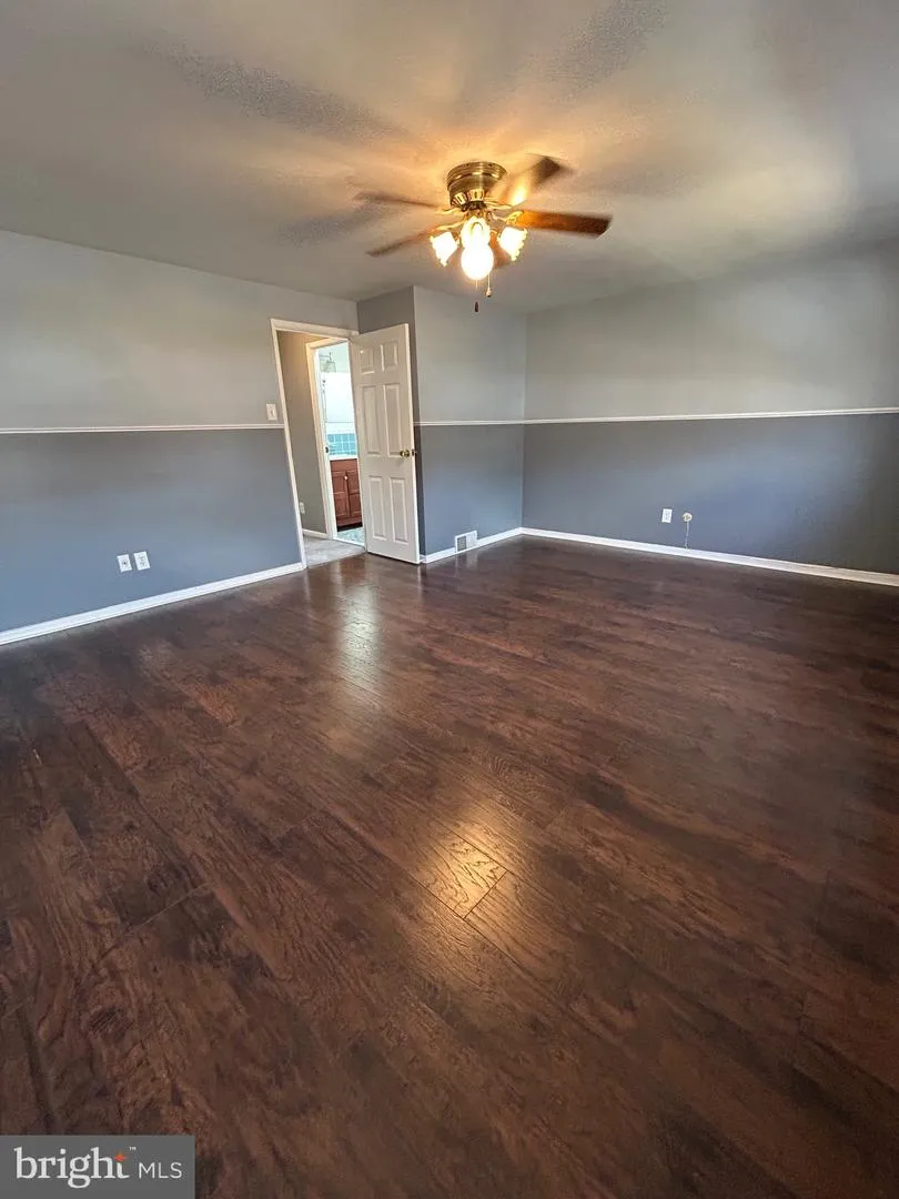 3336 GURLEY ROAD Philadelphia, PA 19154