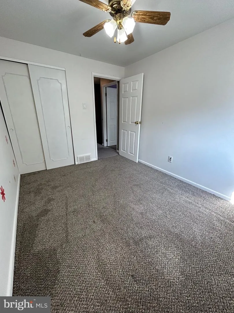3336 GURLEY ROAD Philadelphia, PA 19154
