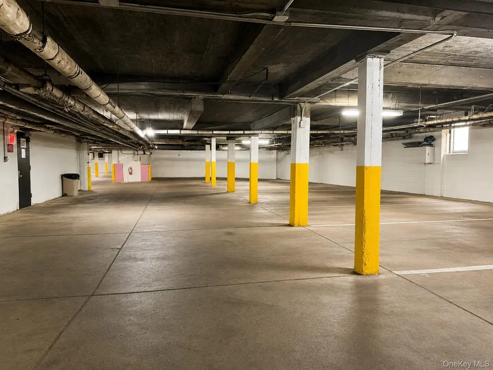 230 Central Avenue #1-C Lawrence, NY 11559