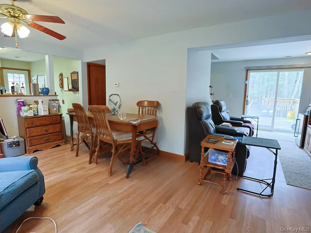 68 Kennel Road Cuddebackville, NY 12729