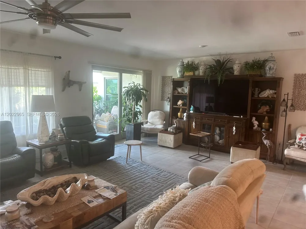 225 SW 31ST PL Cape Coral, FL 33991