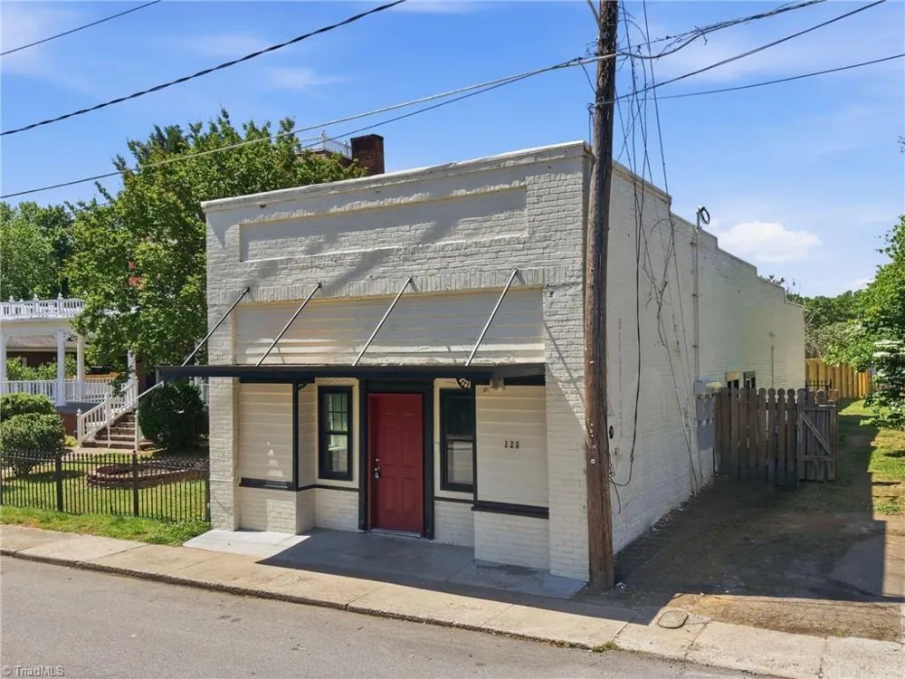 125 The Boulevard Eden, NC 27288