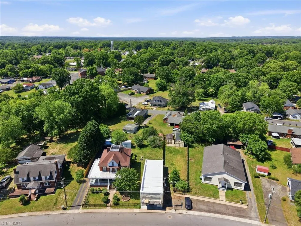 125 The Boulevard Eden, NC 27288