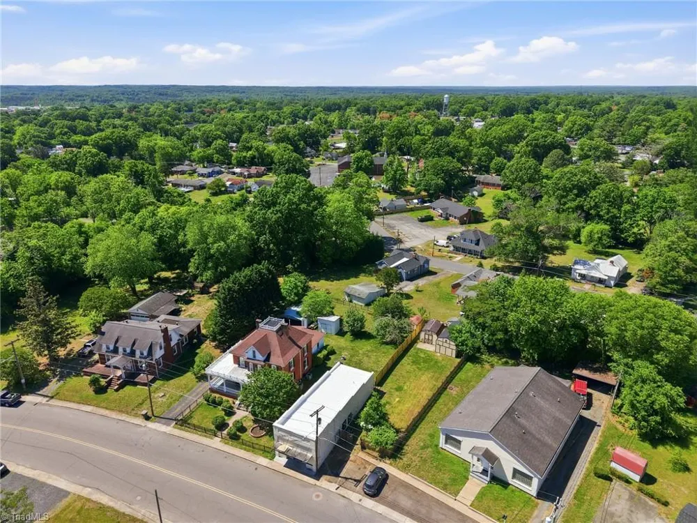 125 The Boulevard Eden, NC 27288