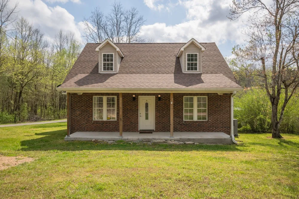 2824 Hwy 100 Linden, TN 37096