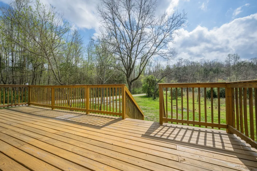 2824 Hwy 100 Linden, TN 37096