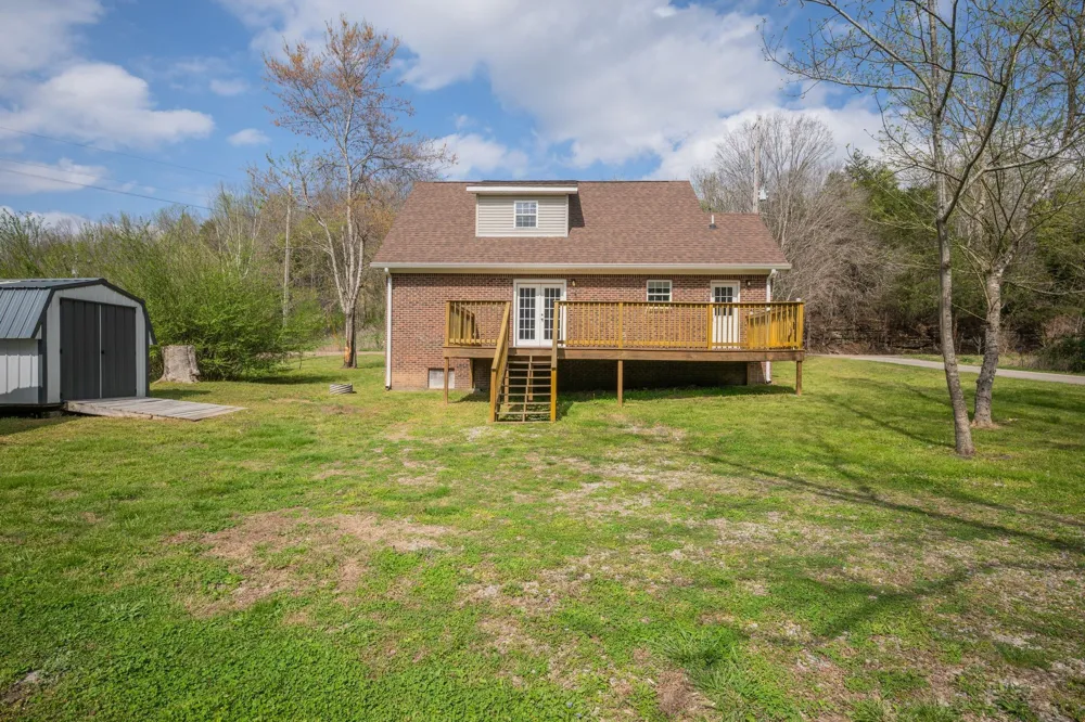 2824 Hwy 100 Linden, TN 37096