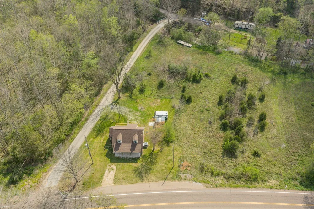 2824 Hwy 100 Linden, TN 37096