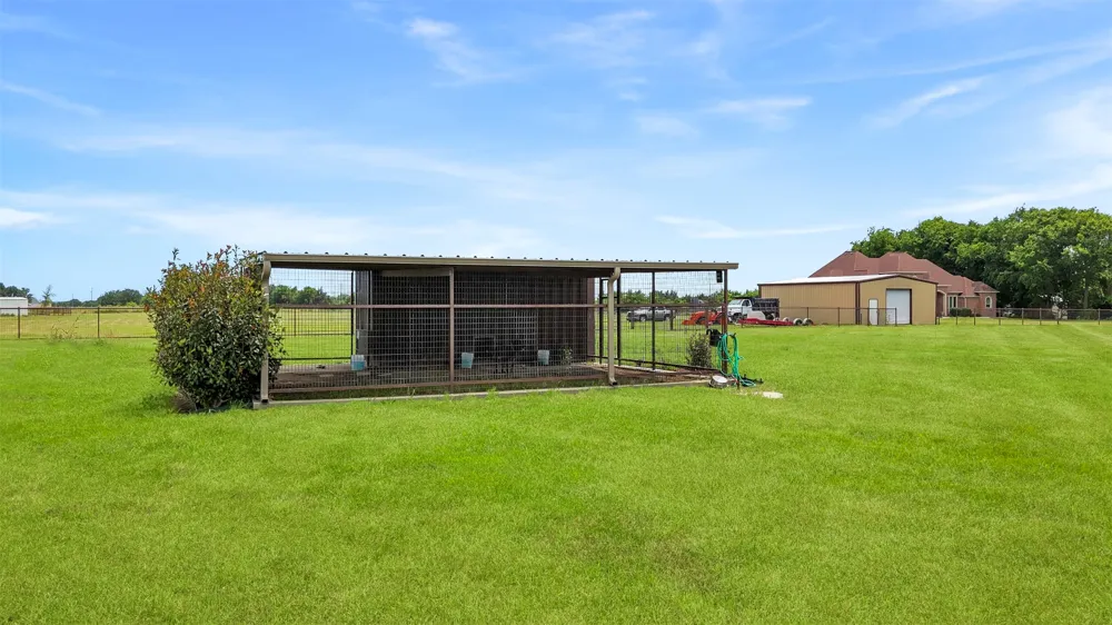 219 Mohundro Road Ferris, TX 75125