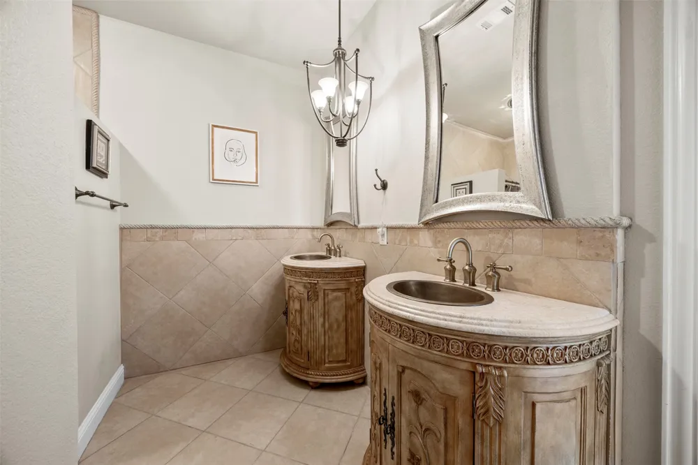 219 Mohundro Road Ferris, TX 75125