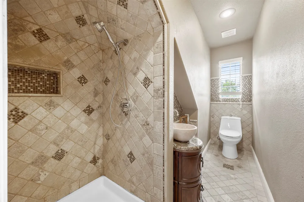 219 Mohundro Road Ferris, TX 75125