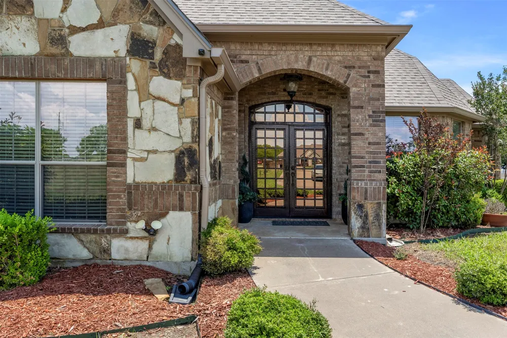 219 Mohundro Road Ferris, TX 75125