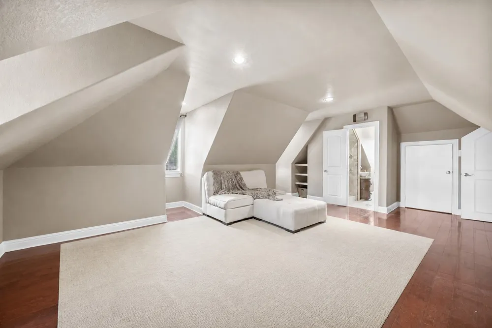 219 Mohundro Road Ferris, TX 75125