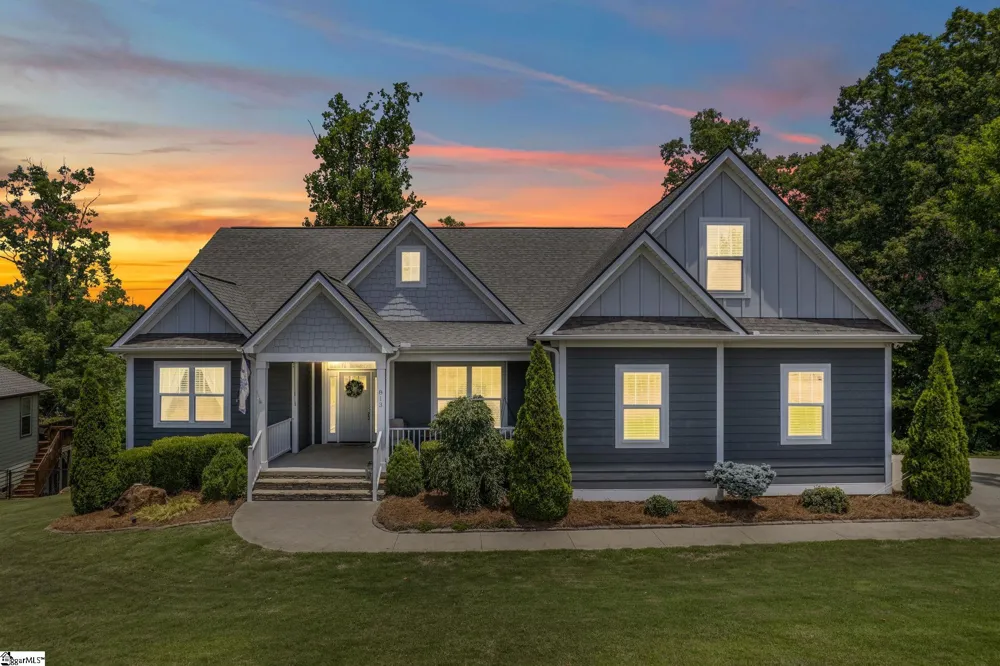813 Olivine Court Chesnee, SC 29323