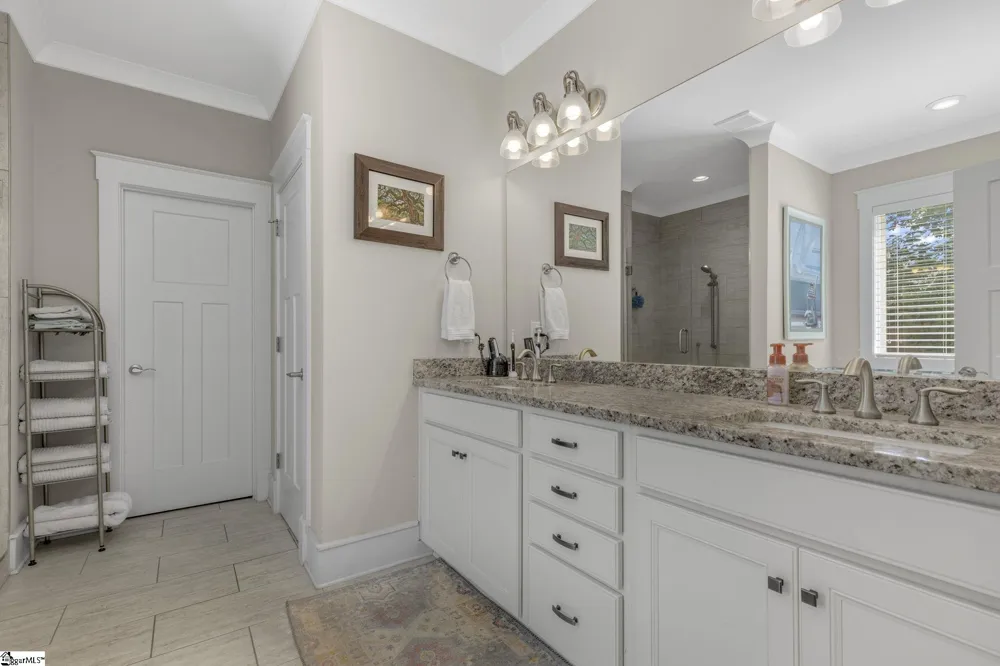 813 Olivine Court Chesnee, SC 29323