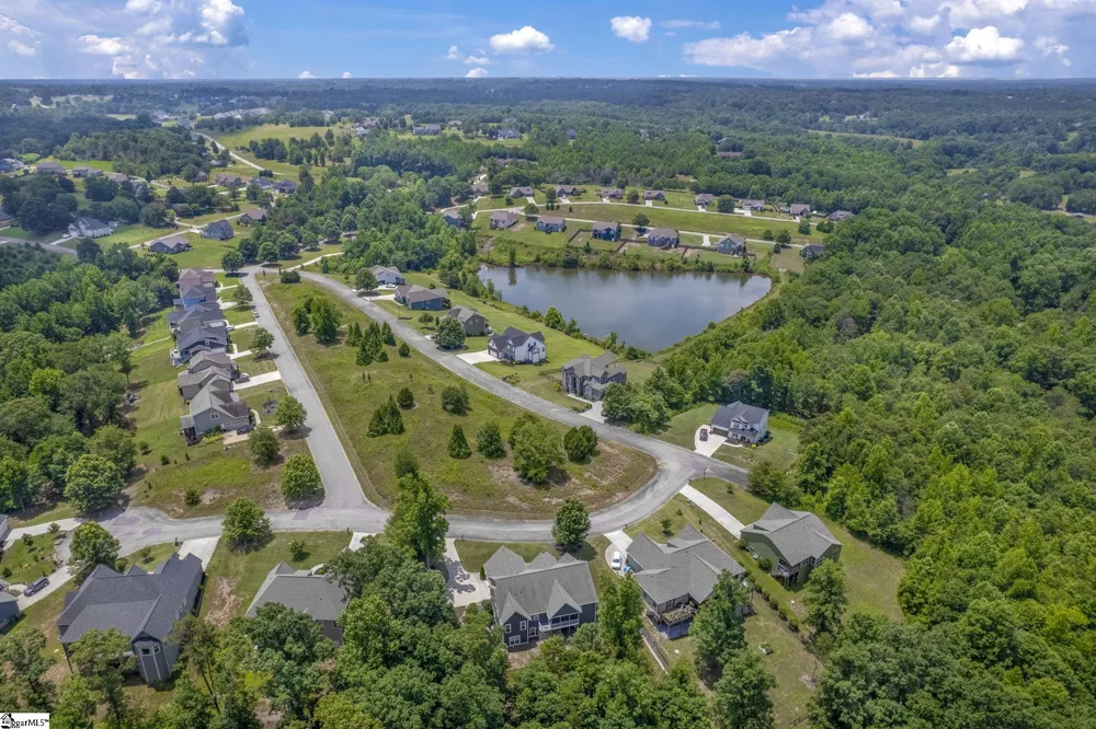 813 Olivine Court Chesnee, SC 29323