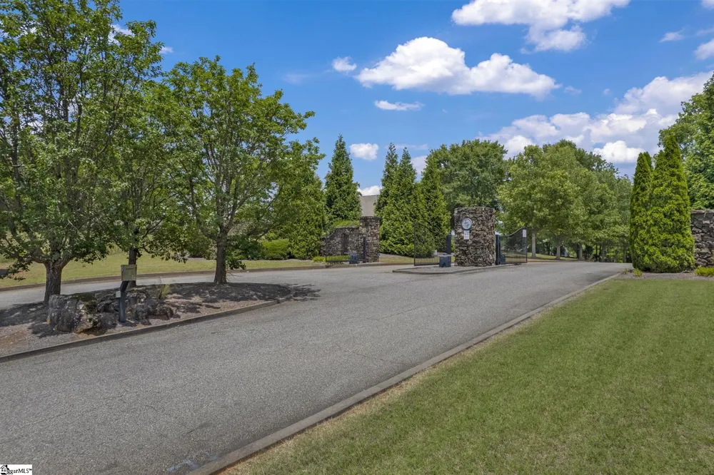 813 Olivine Court Chesnee, SC 29323