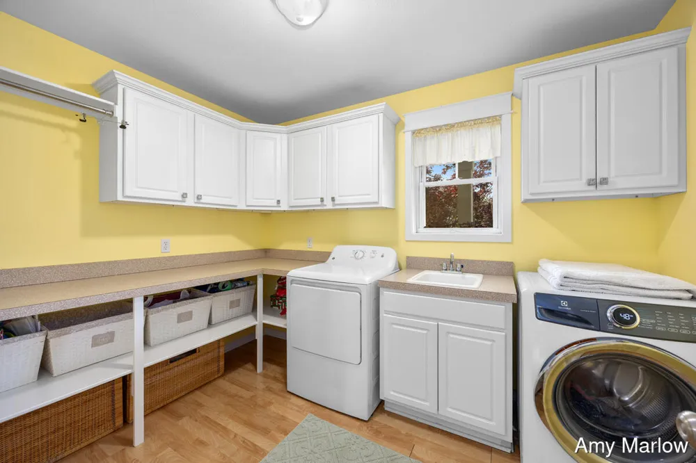2275 Van Singel Lake Drive SW Byron Township, MI 49315