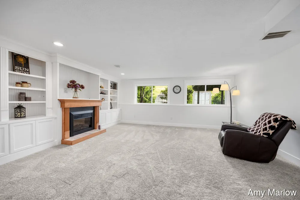 2275 Van Singel Lake Drive SW Byron Township, MI 49315