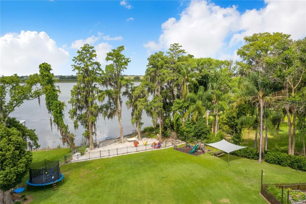 775 S BUENA VISTA DRIVE Lake Alfred, FL 33850
