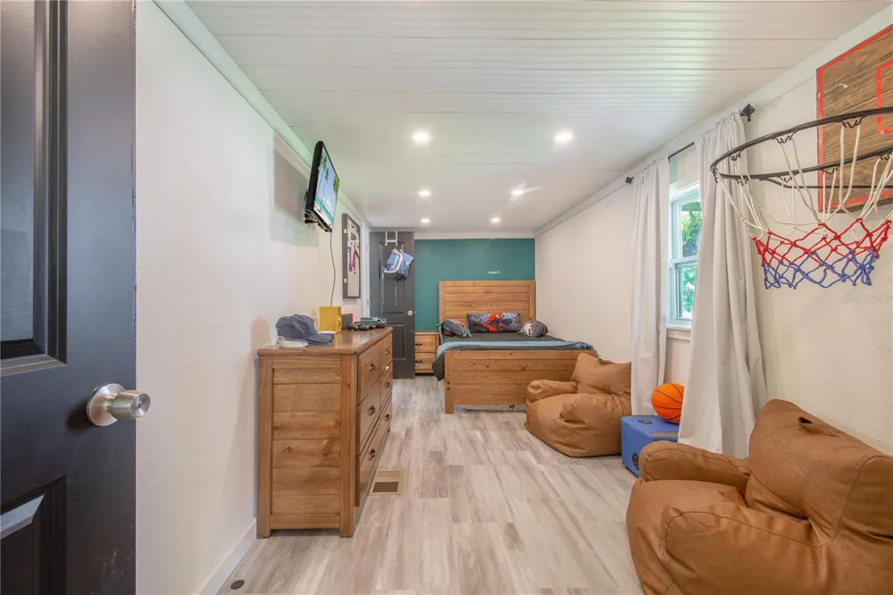 775 S BUENA VISTA DRIVE Lake Alfred, FL 33850