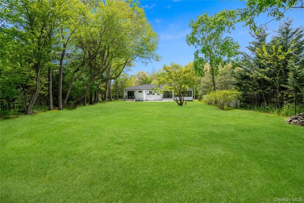 263 Beaver Dam Road Brookhaven, NY 11719
