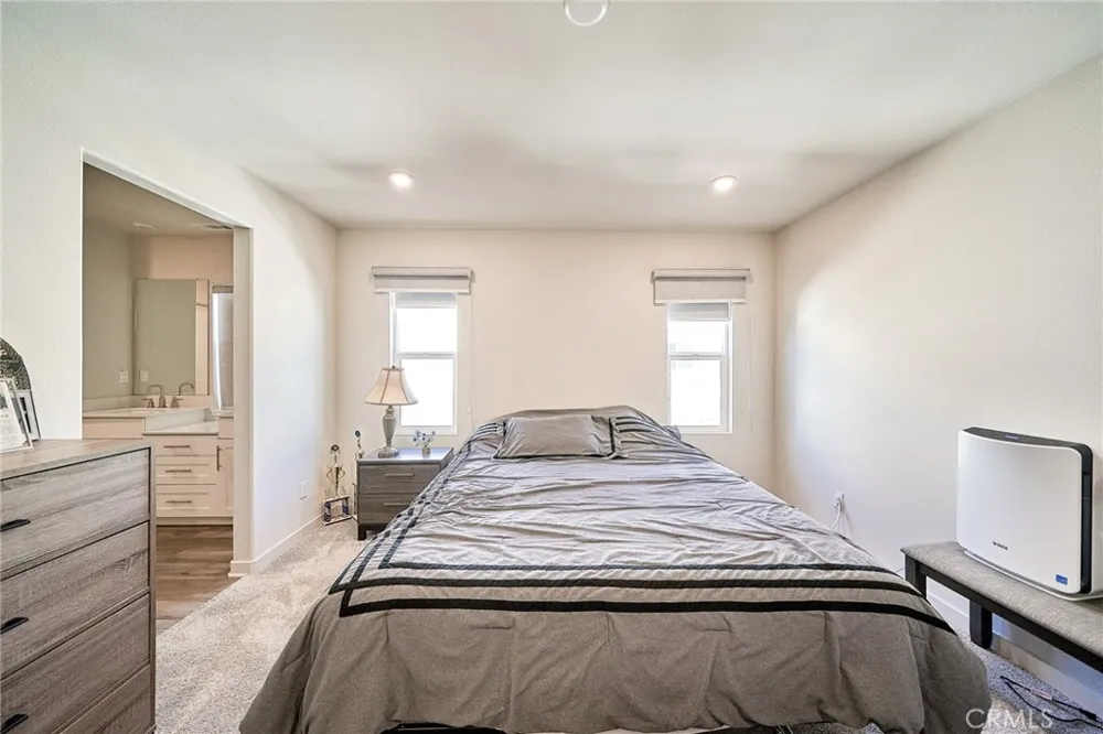 163 Dove Landing Covina, CA 91722