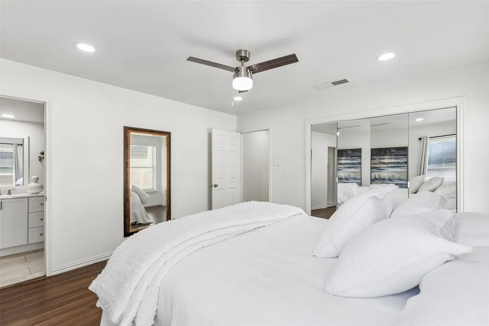 5111 Stoneleigh Avenue Dallas, TX 75235
