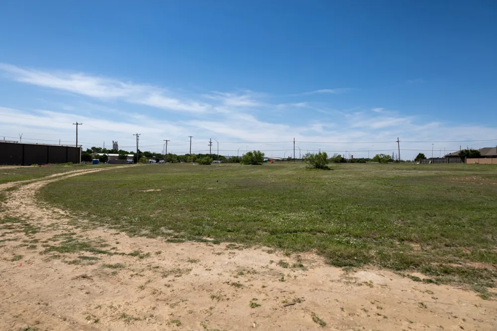 2102 Ridge Road Lubbock, TX 79403