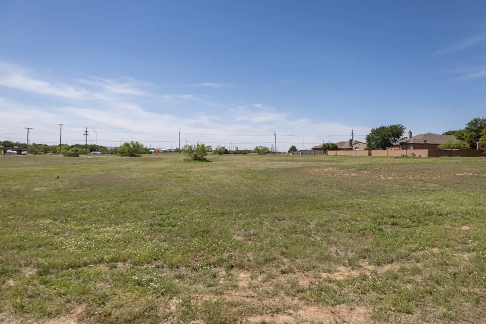 2102 Ridge Road Lubbock, TX 79403