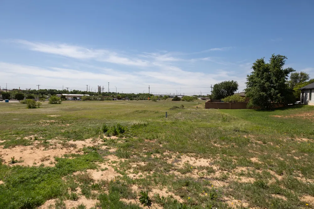 2102 Ridge Road Lubbock, TX 79403
