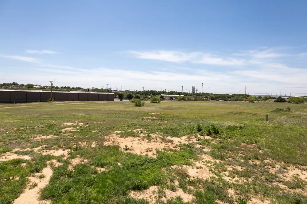 2102 Ridge Road Lubbock, TX 79403