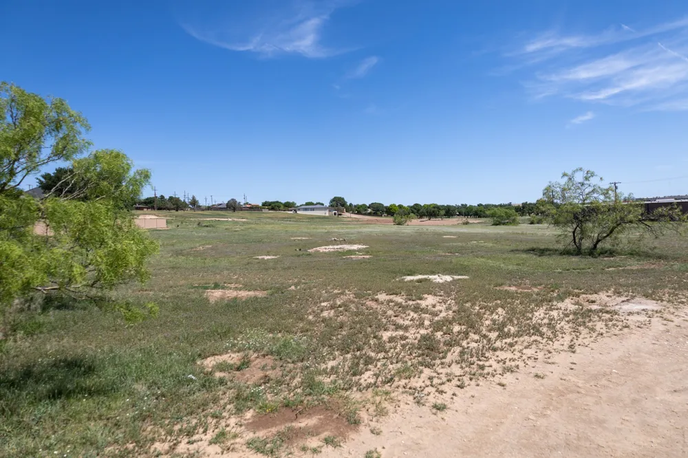 2102 Ridge Road Lubbock, TX 79403