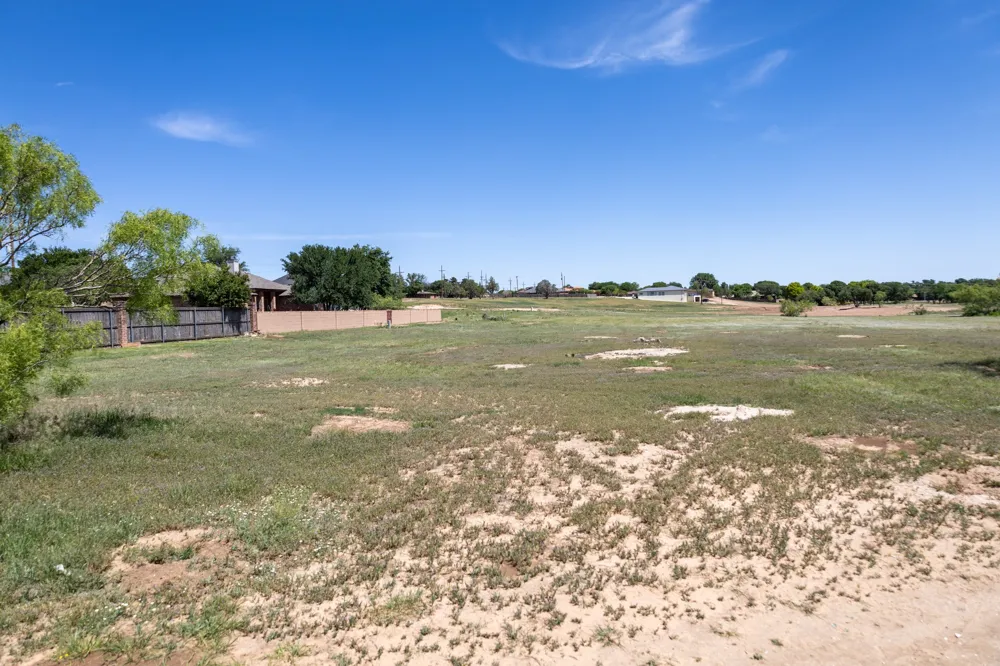 2102 Ridge Road Lubbock, TX 79403