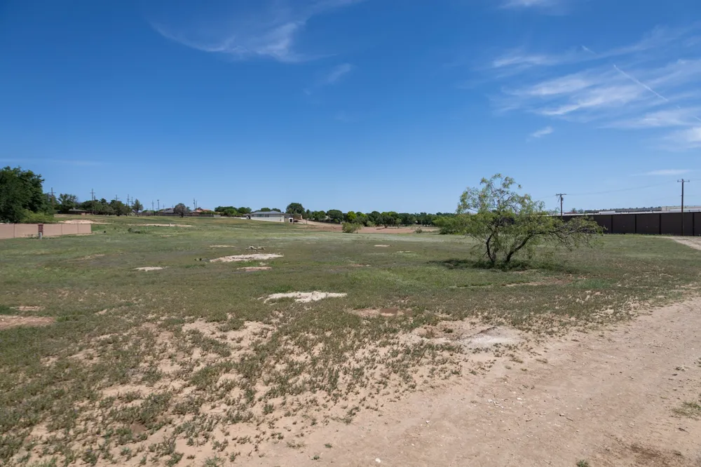 2102 Ridge Road Lubbock, TX 79403