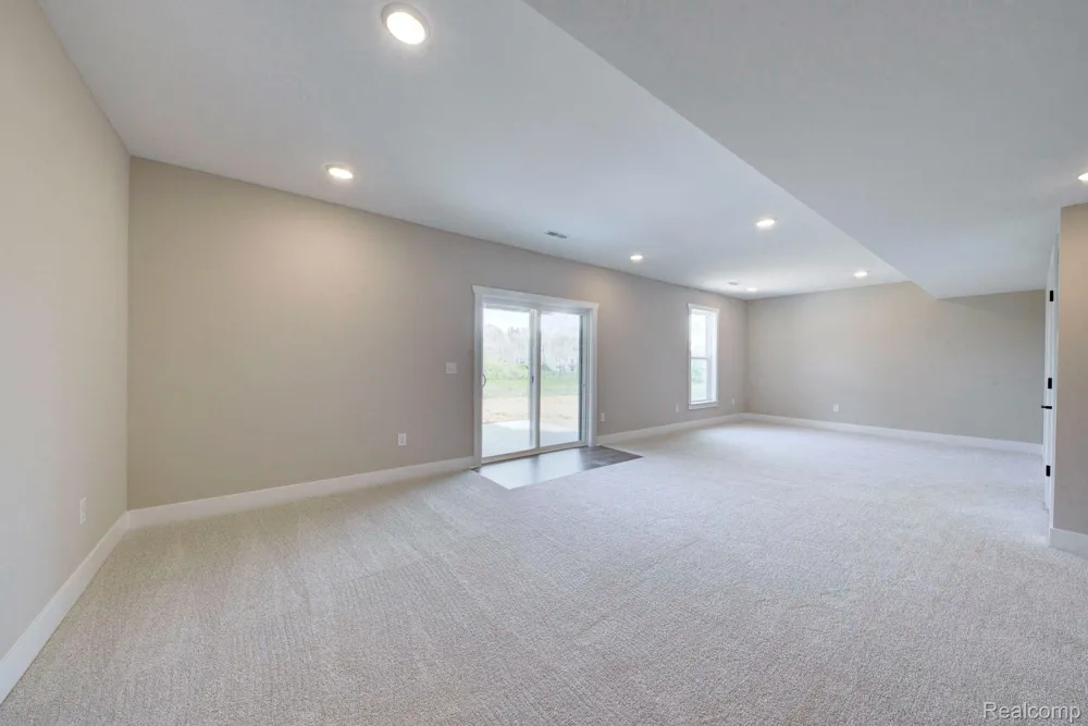 664 ROUND ROCK Marion Township, MI 48843