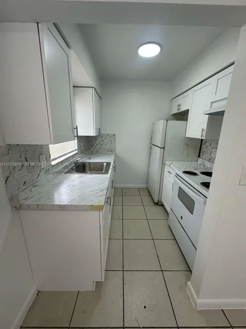 3961 NW 30th Ter #1