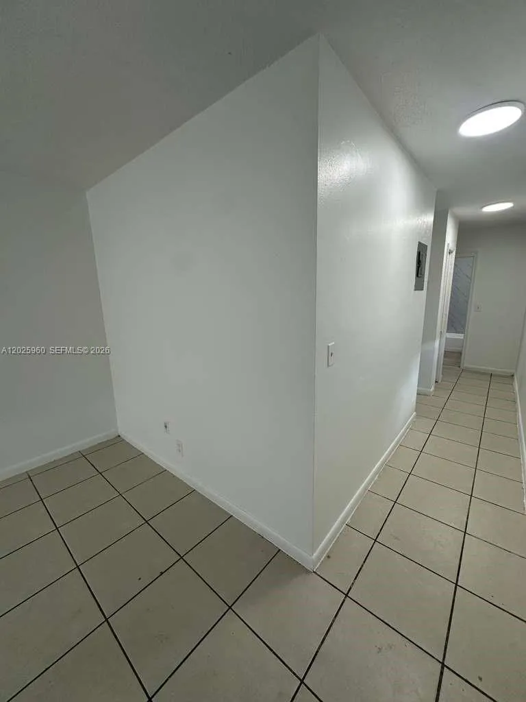 3961 NW 30th Ter #1 Lauderdale Lakes, FL 33309