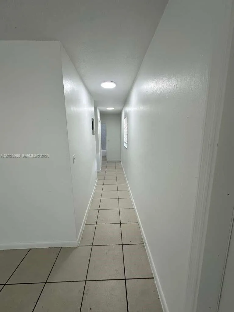 3961 NW 30th Ter #1 Lauderdale Lakes, FL 33309