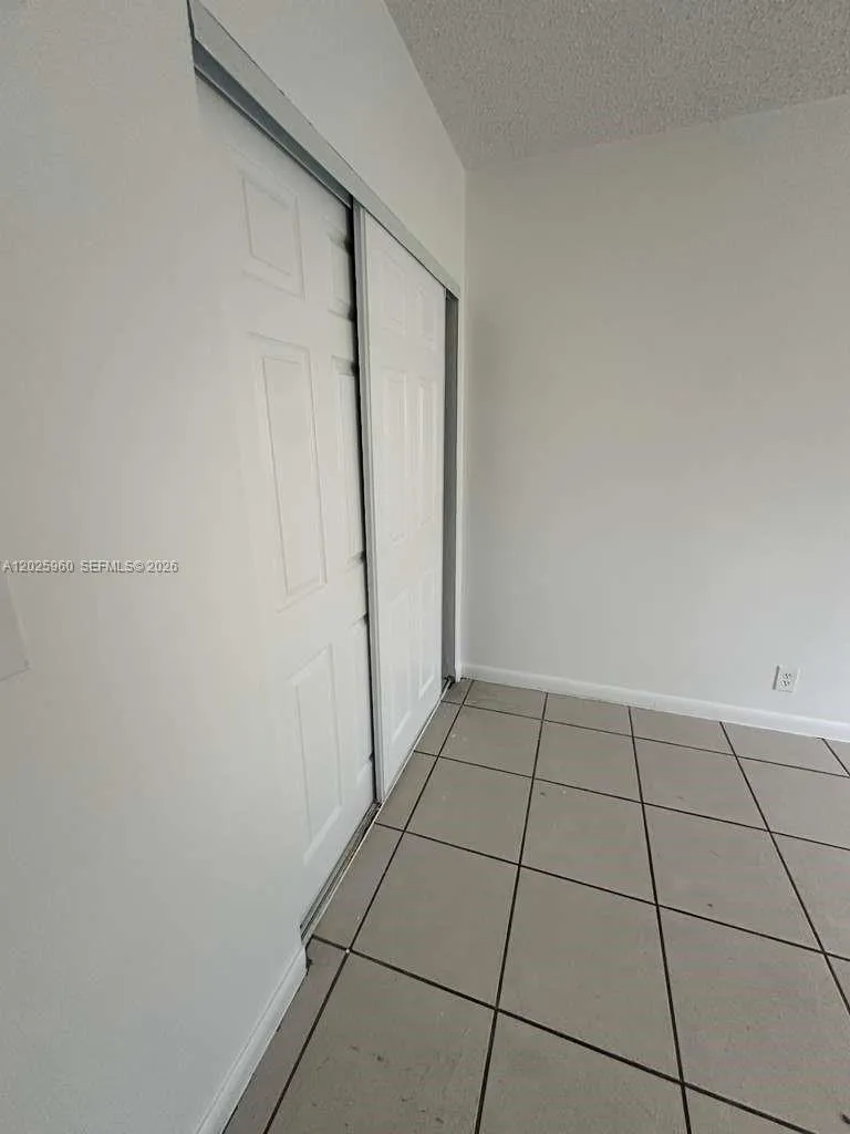 3961 NW 30th Ter #1 Lauderdale Lakes, FL 33309