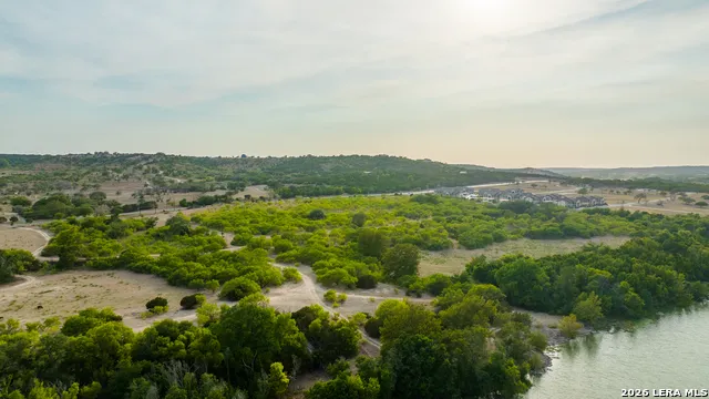 900 THOMPSON RD Kerrville, TX 78028