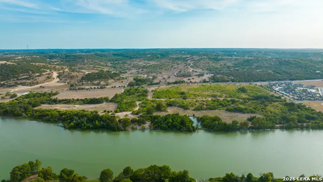 900 THOMPSON RD Kerrville, TX 78028