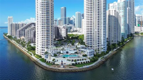 848 Brickell Key Dr #306