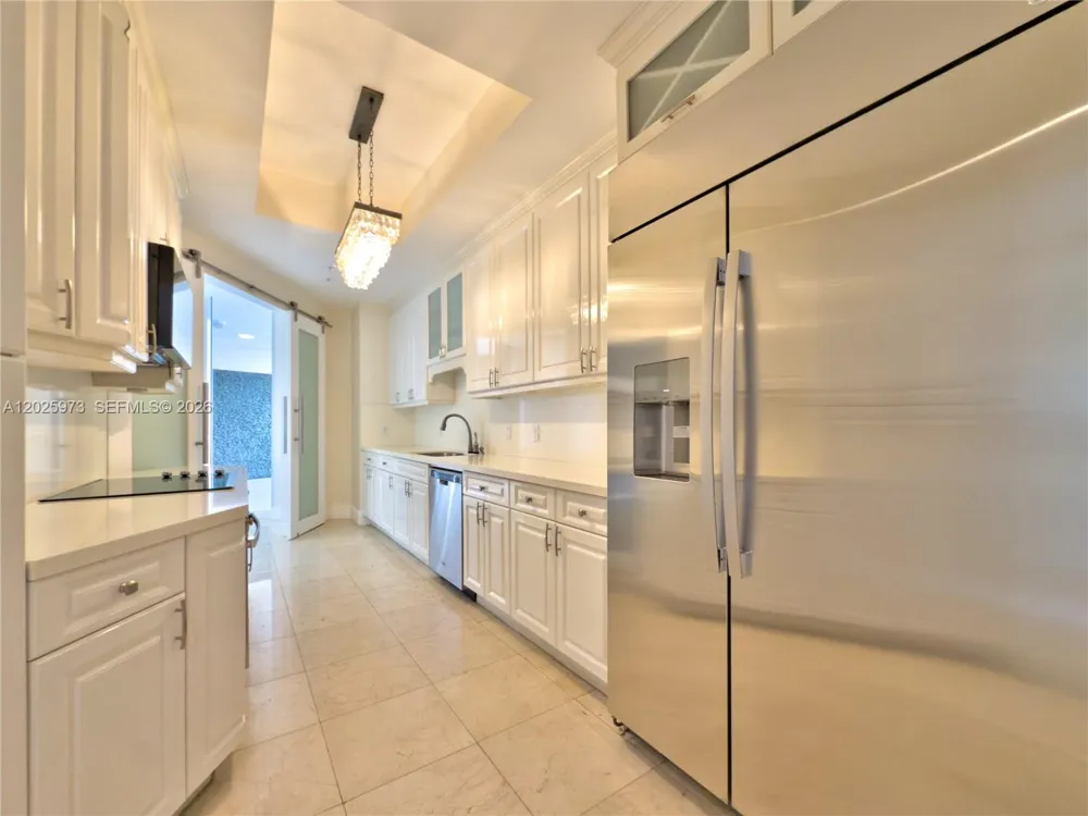 848 Brickell Key Dr #306 Miami, FL 33131