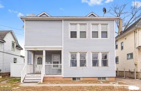 122 South Lincoln Avenue