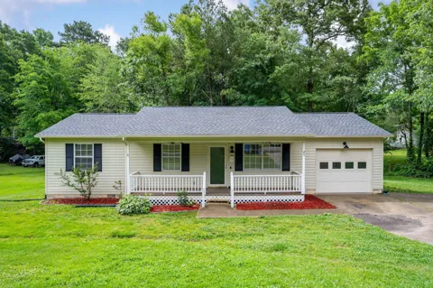 109 Peach Tree Circle NE