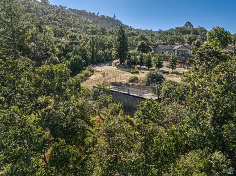 5734 Mark West Lane Santa Rosa, CA 95404